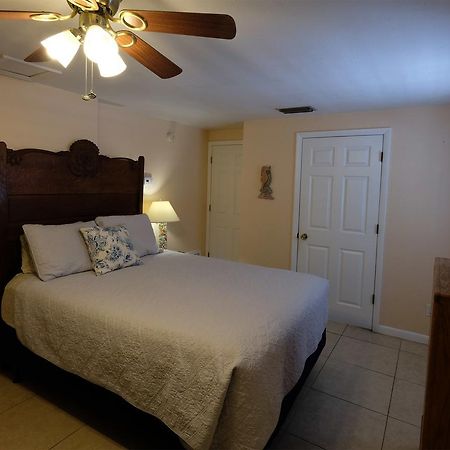 Seahorse Cottages - Adults Only Sanibel Eksteriør bilde