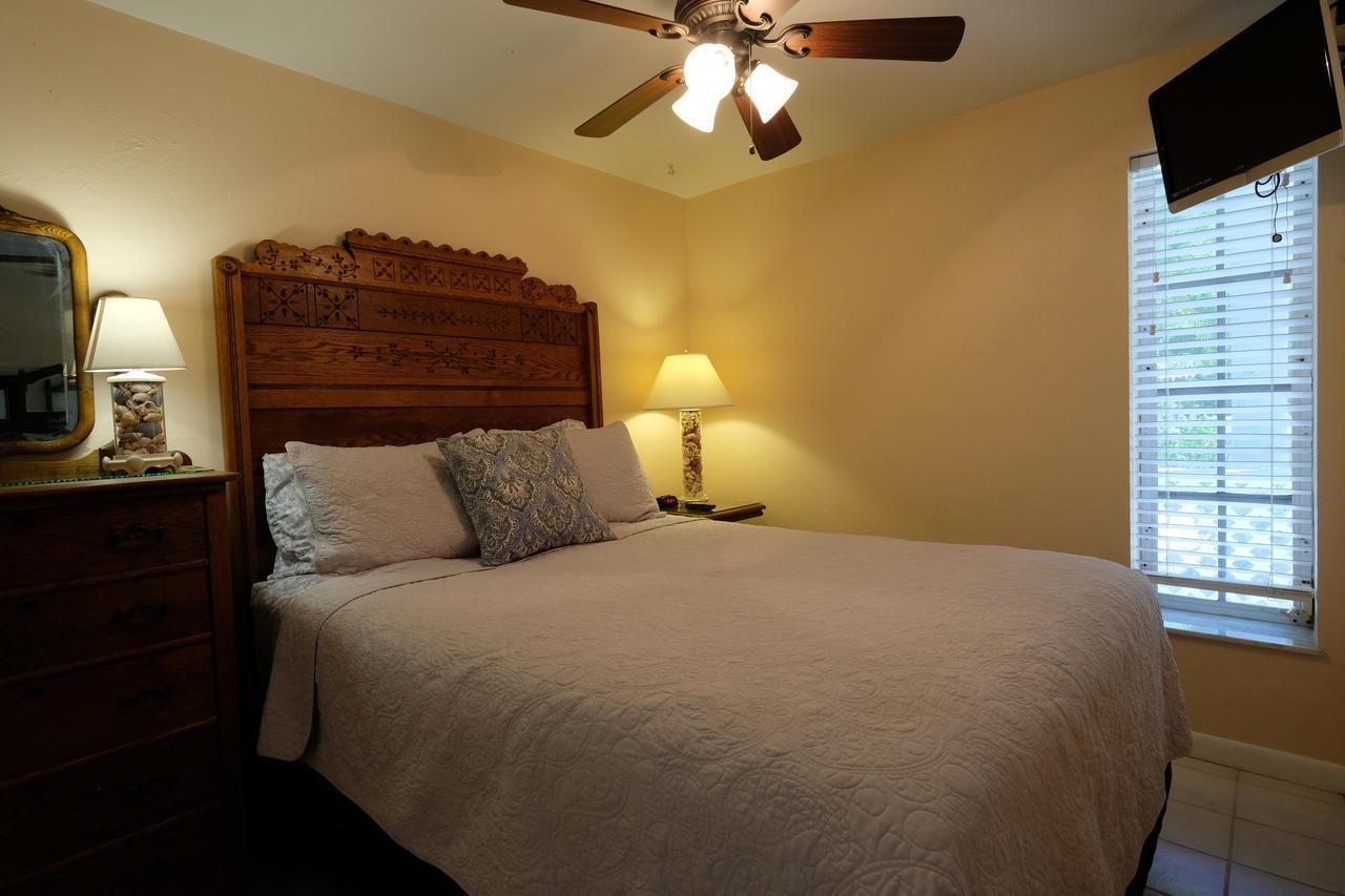 Seahorse Cottages - Adults Only Sanibel Eksteriør bilde